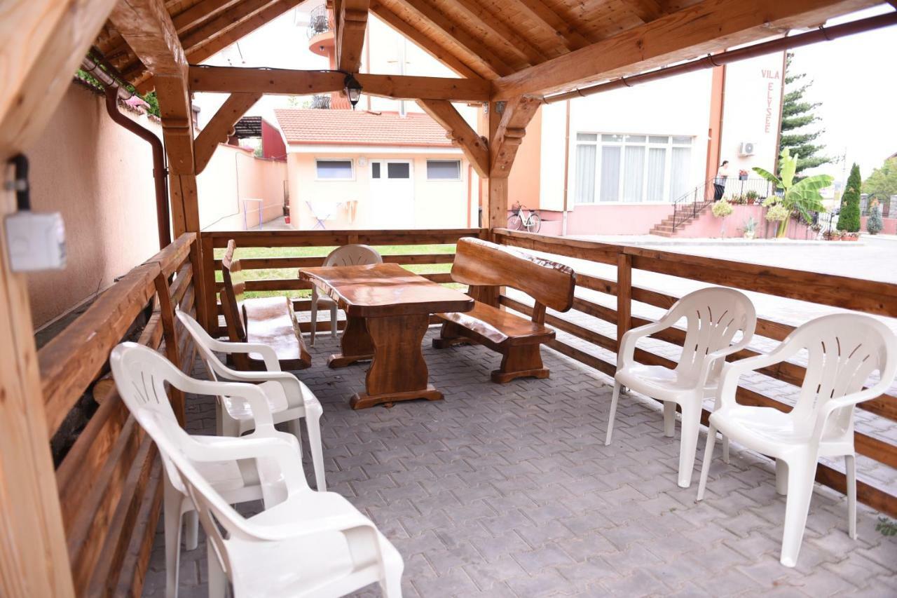 Vila Elysee Baile Felix Exterior photo